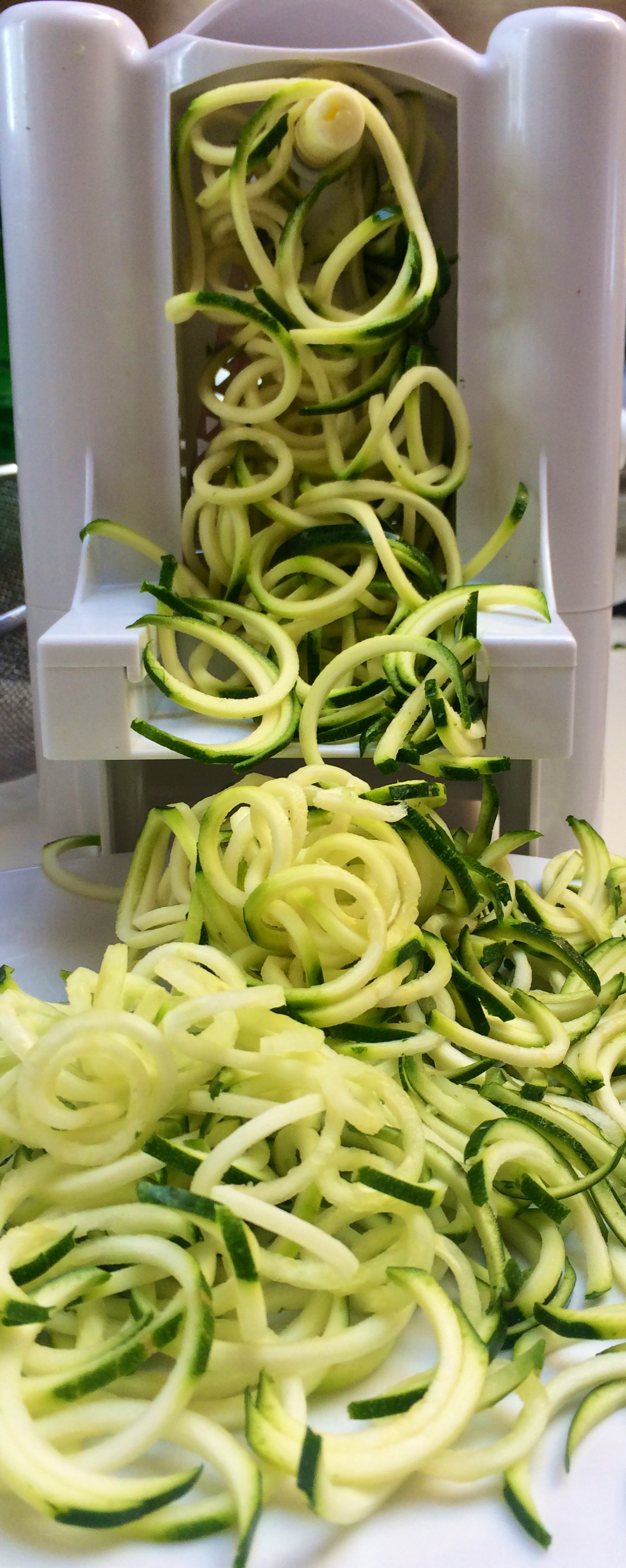 Oodles & Oodles of Zoodles: Raw Zucchini Salad With Lemon Parsley Vinaigrette